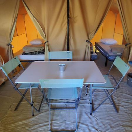 Camping Onlycamp Du Rouergue Вильфранш-де-Руэрг Экстерьер фото