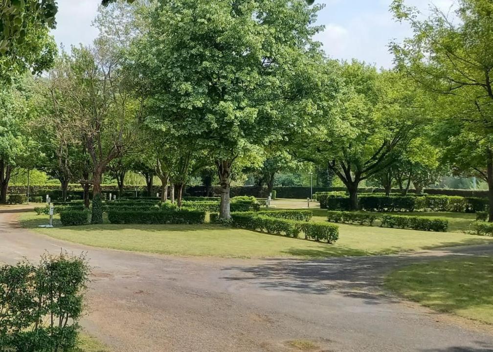 Camping Onlycamp Du Rouergue Вильфранш-де-Руэрг Экстерьер фото