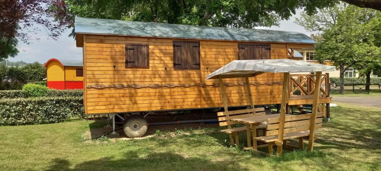 Camping Onlycamp Du Rouergue Вильфранш-де-Руэрг Экстерьер фото