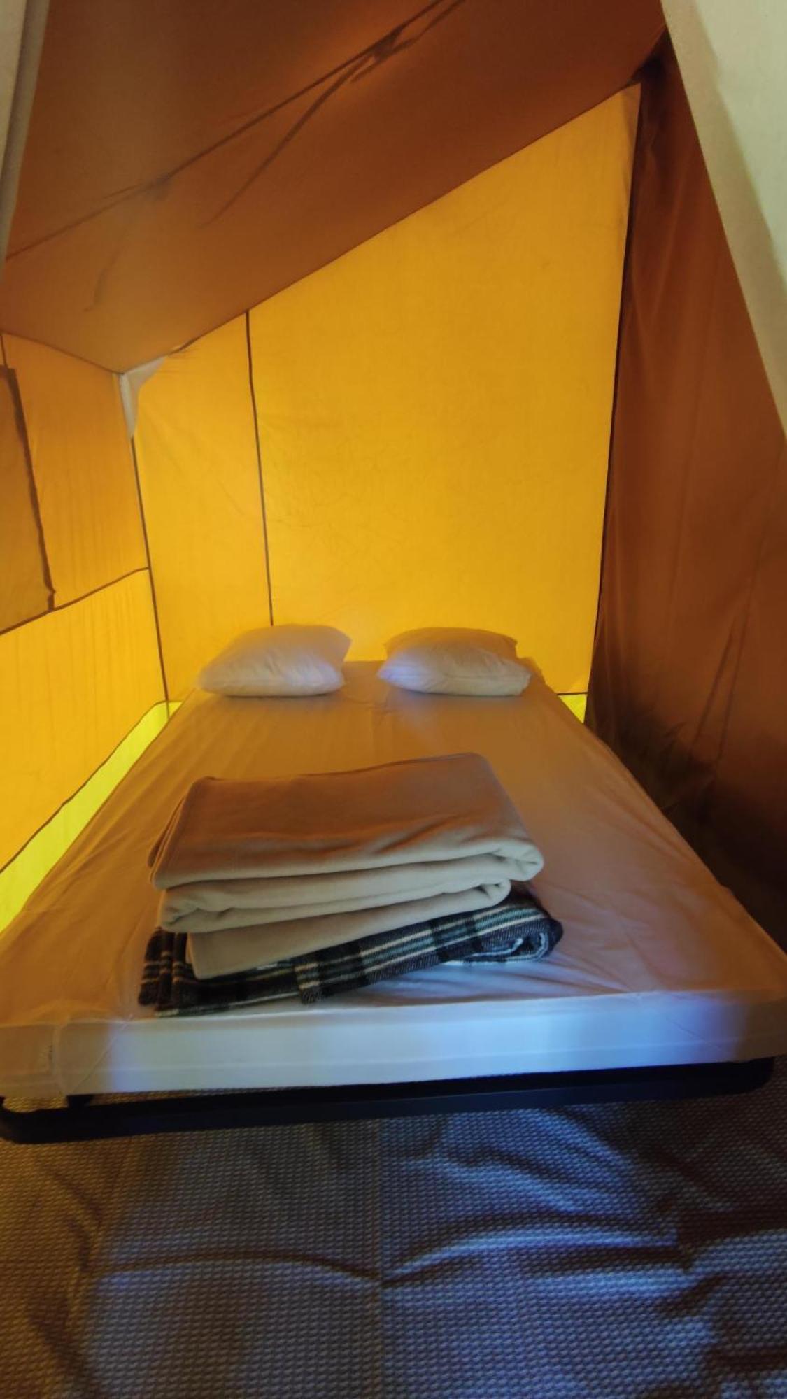 Camping Onlycamp Du Rouergue Вильфранш-де-Руэрг Экстерьер фото